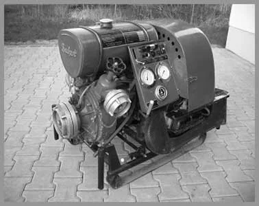 Tragkraftspritze_TS_1962 - 2000.jpg