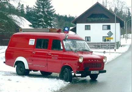 Tragkraftspritzenfahrzeug_TSF_1971-2005.jpg